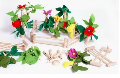 Plantas y flores de juguete