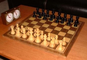 Jugar al ajedrez